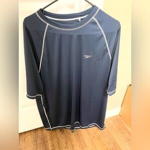Speedo men’s navy UV rash guard swim shirt size L short sleeve